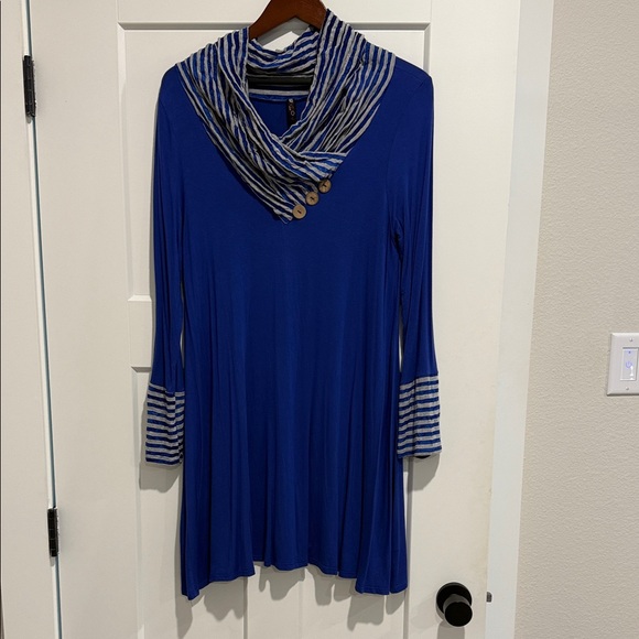 Blue Long Sleeve Dress with Striped Accents - Picture 1 of 2